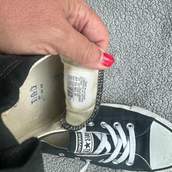 Converse Black and White Sneakers Slip-On Style - Picture 3 of 5